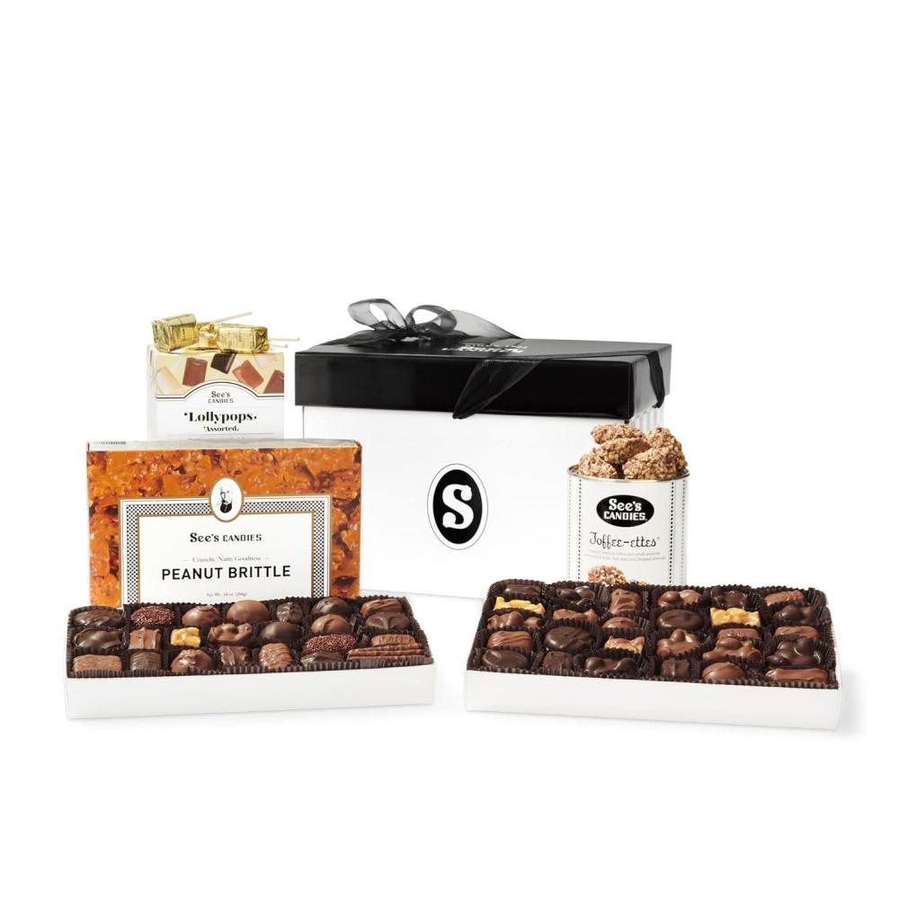 imageSees Candies 4 lb 2 oz Signature Gift Pack